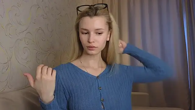 elsa limerence online show from March 4, 2026, 4:20 am