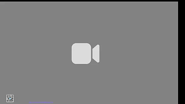 Evvie Summn1 online show from October 31, 2025, 6:04 pm