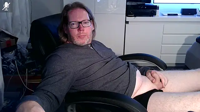 VSteph online show from October 2, 2025, 9:29 pm