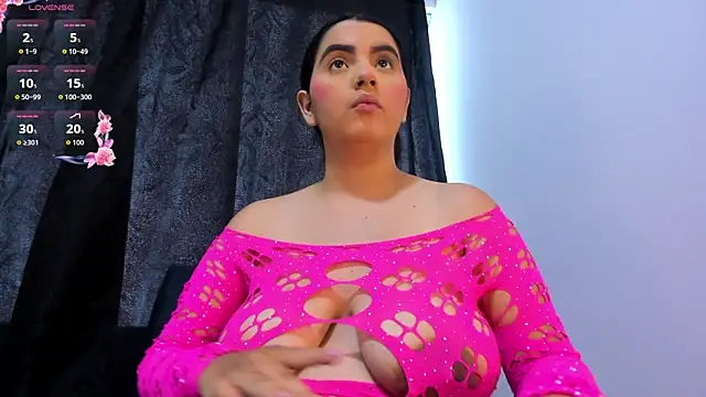 AnithaaYork online show from July 15, 2026, 8:27 pm