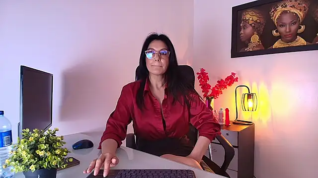 Zuzana21 online show from October 18, 2025, 1:02 pm