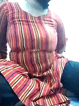 Snapshot of Shapla_1 chatting on February 26, 2026, 1:33 pm Shapla 1 online show from February 26, 2026, 1:33 pm