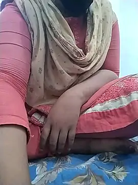 Snapshot of Shapla_1 chatting on February 25, 2026, 6:35 am Shapla 1 online show from February 25, 2026, 6:35 am