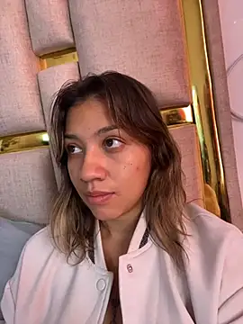 nina carther online show from September 17, 2025, 1:02 pm