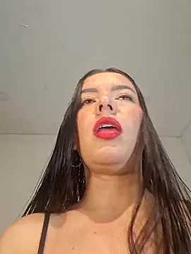 Snapshot of Anal_Luucia chatting on June 8, 2026, 12:06 pm Anal Luucia online show from June 8, 2026, 12:06 pm