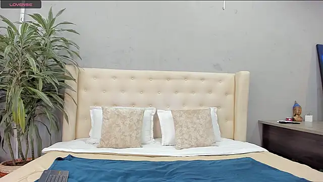 kieran derek online show from October 10, 2025, 3:18 am