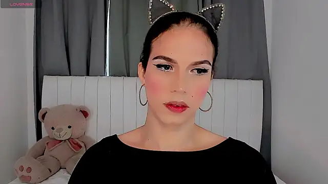 gatitavenecis online show from September 24, 2025, 5:08 pm