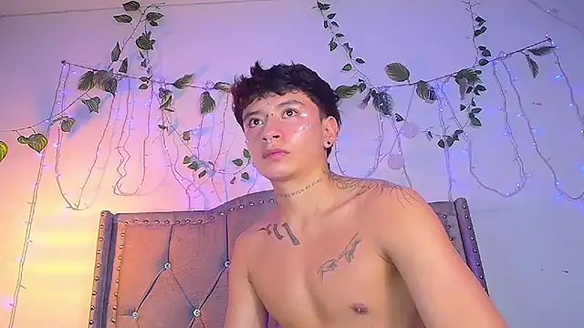 daimond 01 online show from February 14, 2025, 4:37 am