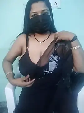 Snapshot of Deepa_09 chatting on November 17, 2025, 3:54 am Deepa 09 online show from November 17, 2025, 3:54 am