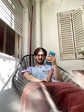 Tomito14 online show from September 10, 2025, 5:12 pm