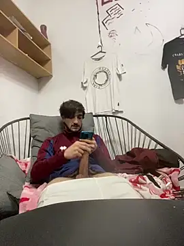 Tomito14 online show from September 25, 2025, 4:29 am