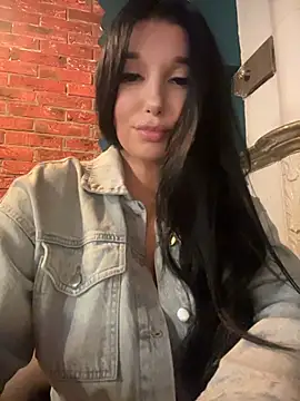 Tisha Busty online show from July 6, 2026, 1:29 pm