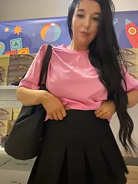 Tisha Busty online show from June 7, 2026, 11:59 am