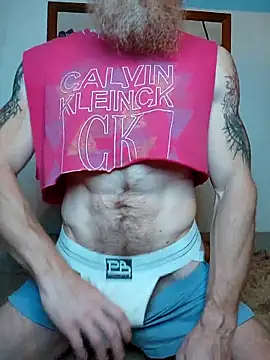 Gingerbeard40 online show from December 3, 2025, 4:17 pm