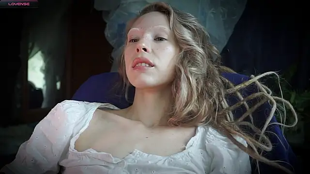  Phantom thread  online show from May 21, 2026, 9:17 am