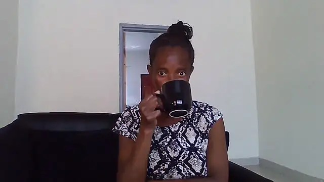 Snapshot of sweets_80 chatting on July 14, 2026, 10:43 am sweets 80 online show from July 14, 2026, 10:43 am