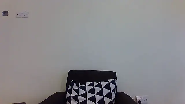 Snapshot of sweets_80 chatting on July 23, 2026, 2:57 pm sweets 80 online show from July 23, 2026, 2:57 pm