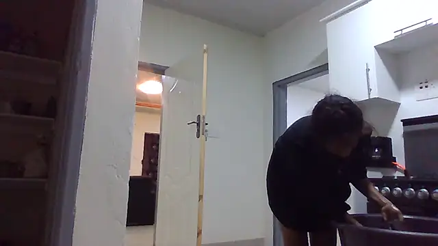 Snapshot of sweets_80 chatting on July 17, 2026, 3:37 am sweets 80 online show from July 17, 2026, 3:37 am