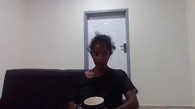 sweets 80 online show from February 15, 2026, 4:35 am