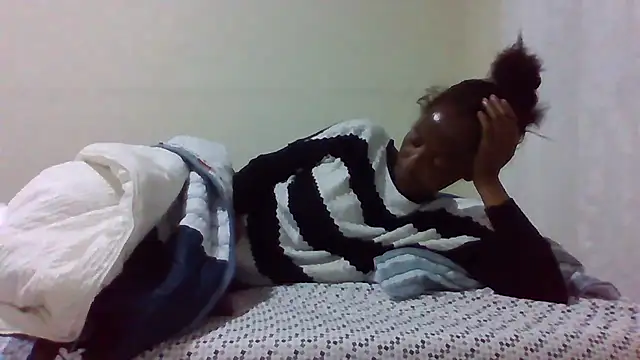 Snapshot of sweets_80 chatting on July 5, 2026, 2:49 am sweets 80 online show from July 5, 2026, 2:49 am