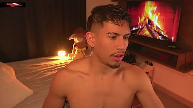 Aaronfox x online show from June 4, 2026, 12:04 am