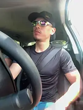 Aaronfox x online show from July 24, 2026, 3:52 pm