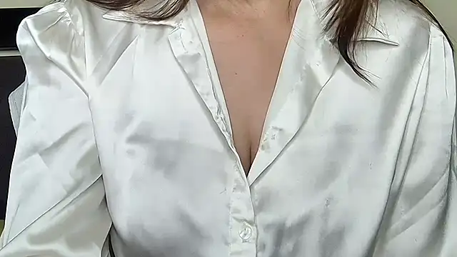 MIss-Naina online show from September 18, 2025, 10:07 am