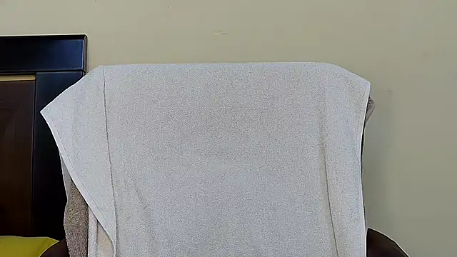 MIss-Naina online show from October 2, 2025, 6:28 am