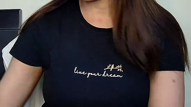 MIss-Naina online show from October 12, 2025, 9:10 am