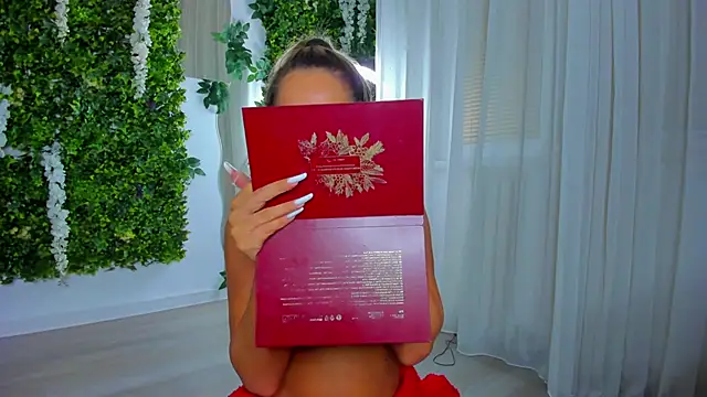 VivienCarter online show from September 11, 2025, 2:22 am