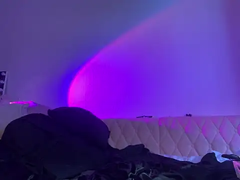 madelinexx online show from March 16, 2025, 3:17 pm