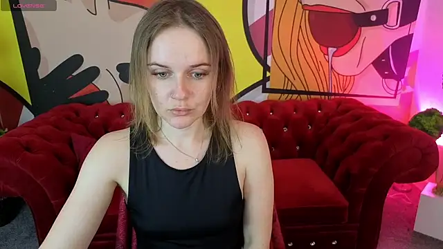 MaribelRiverr  online show from May 9, 2026, 5:22 am