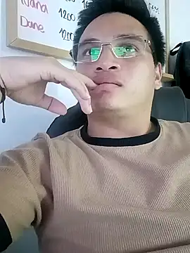 Snapshot of ahntony__69 chatting on January 9, 2026, 7:15 am ahntony 69 online show from January 9, 2026, 7:15 am