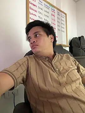 Snapshot of ahntony__69 chatting on February 10, 2026, 2:27 pm ahntony 69 online show from February 10, 2026, 2:27 pm