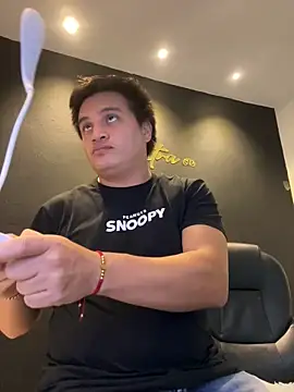 Snapshot of ahntony__69 chatting on February 8, 2026, 4:59 pm ahntony 69 online show from February 8, 2026, 4:59 pm