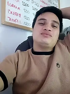 Snapshot of ahntony__69 chatting on November 5, 2025, 4:59 am ahntony 69 online show from November 5, 2025, 4:59 am