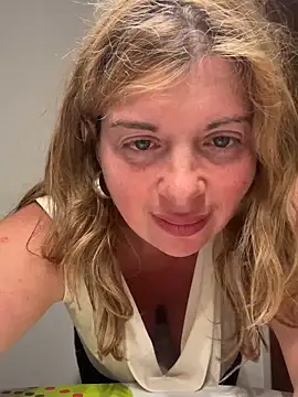 Lombada online show from June 10, 2026, 9:05 pm