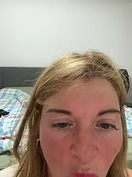 Lombada online show from May 5, 2026, 4:04 am