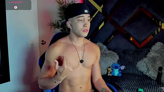Snapshot of jeicob_stone chatting on June 26, 2026, 4:40 am jeicob stone online show from June 26, 2026, 4:40 am