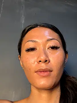 thai-dreamgirl online show from December 22, 2025, 12:00 am