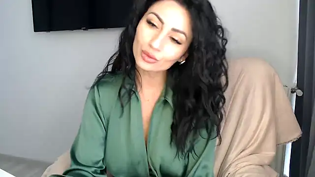 ElizabethAC online show from April 30, 2026, 7:15 am