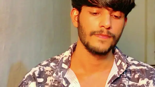 kingkartik7 online show from February 22, 2026, 5:47 pm