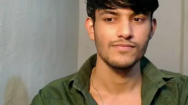 kingkartik7 online show from November 9, 2025, 4:55 pm