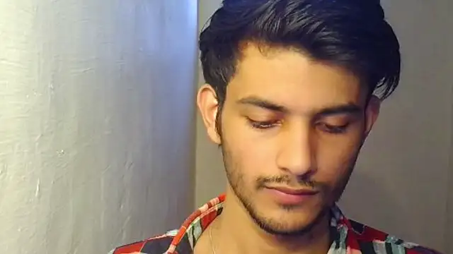 kingkartik7 online show from September 9, 2025, 7:40 am