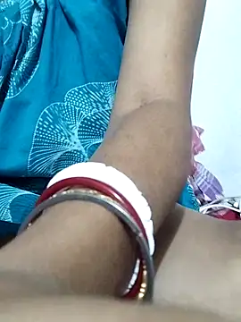 miss-Riy online show from May 1, 2026, 6:24 pm