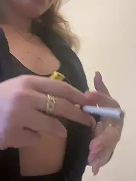 EvaRush online show from February 16, 2025, 6:43 am