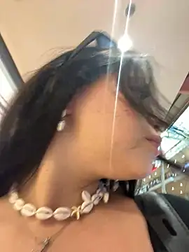 Chloe  Moon online show from March 3, 2025, 9:13 am