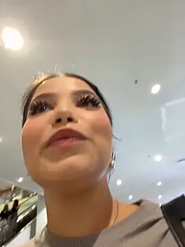 Chloe  Moon online show from March 9, 2025, 9:24 am