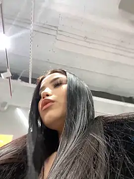 Chloe  Moon online show from February 4, 2025, 10:43 am