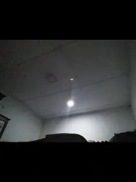 nikini1621 online show from March 16, 2026, 5:15 am